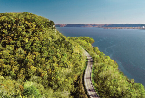 WI Great River Road Bluff to Road To River